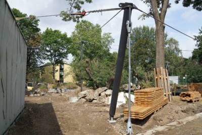 Erection of the pylons